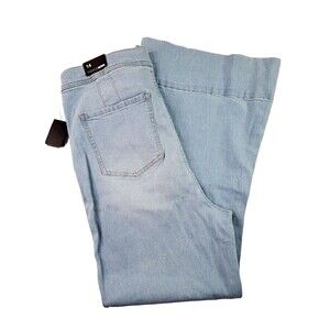 Fashion Nova Fifth Avenue Stretch Wide Leg Trousers Light Wash Size 14